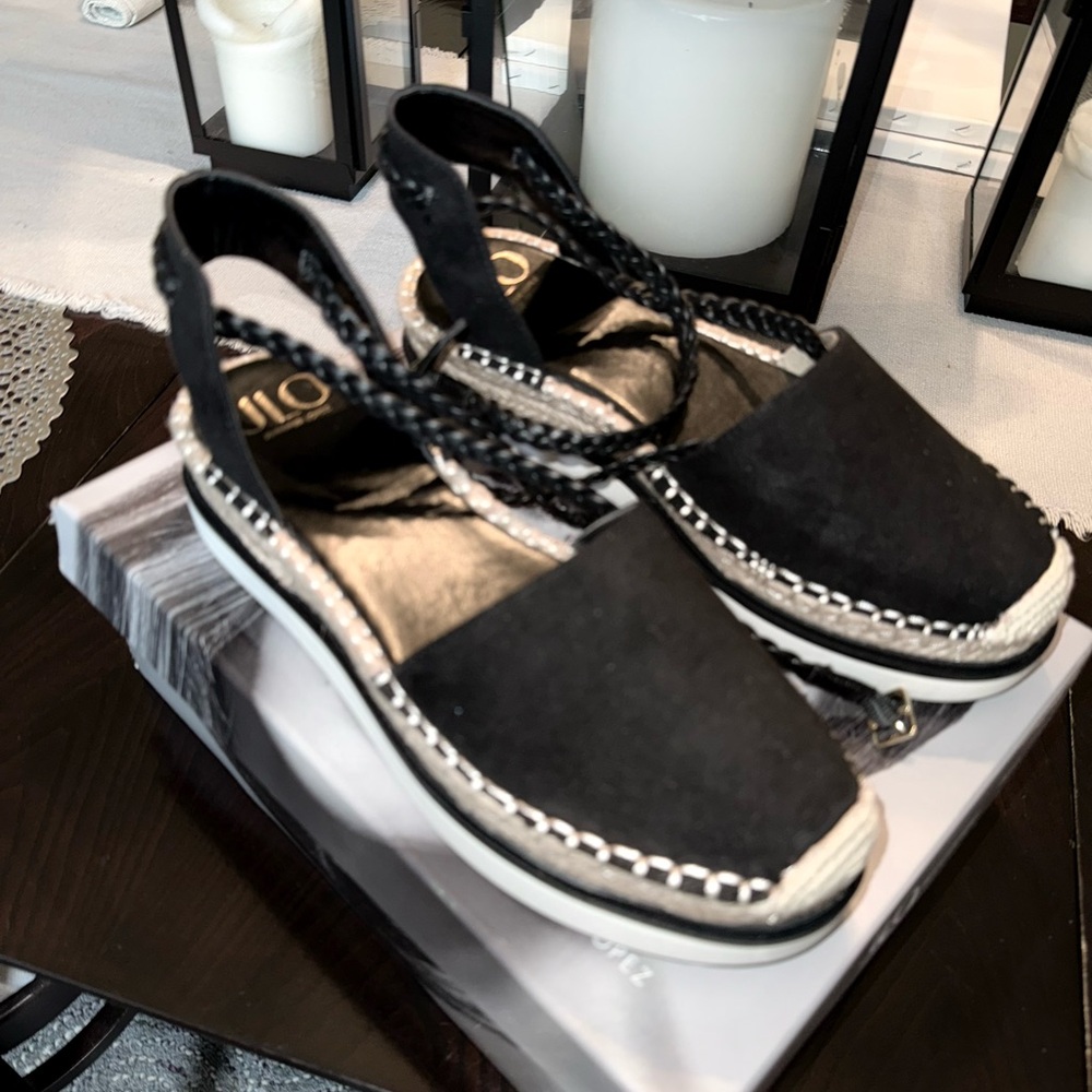 Black Espadrilles with Woven Detail
